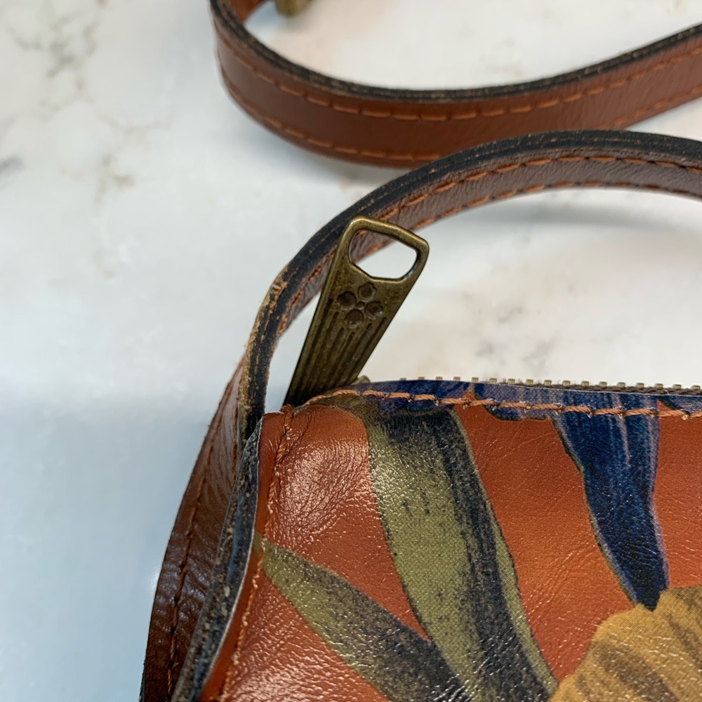 Patricia Nash Tan Floral Leather Enlightened Garden Larone Crossbody Bag - Picture 3 of 10